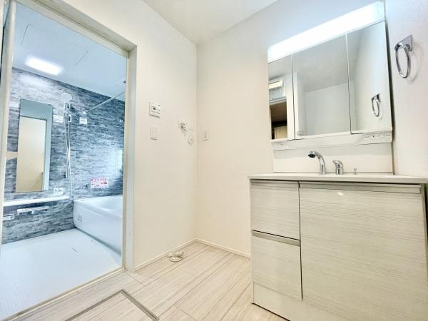 世田谷区喜多見１丁目の新築一戸建の内観：施工例|施工例：広々としたキッチンスペースです。