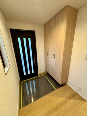 【玄関】 | 草加市谷塚町・戸建 | ●玄関●