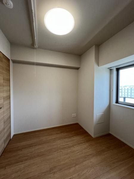 メゾン・ド・ウミライ　松江駅前の洋室