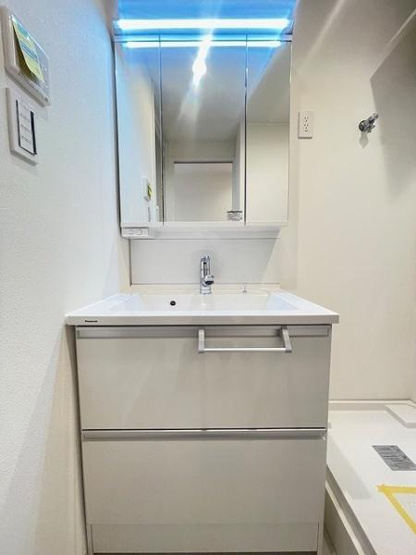 【独立洗面台】 | メゾンドール緑橋