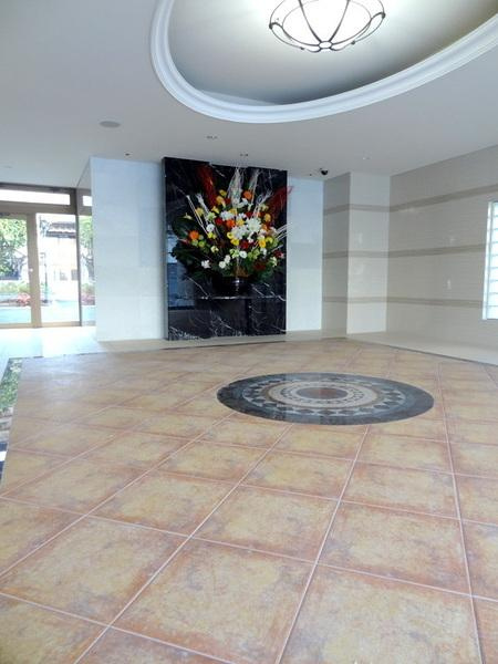 Luxe大正のエントランス|★豪華なエントランス★