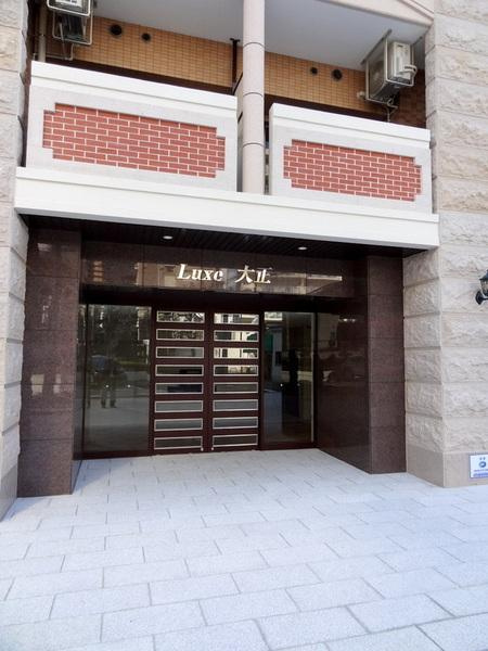 Luxe大正のエントランス|★建物入口★