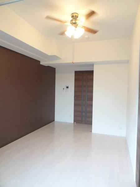 Luxe大正の居間・リビング|★とってもキレイな洋室★