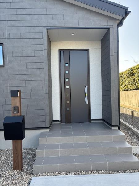 西尾第76吉良町　全1棟・1号棟の玄関|施工例