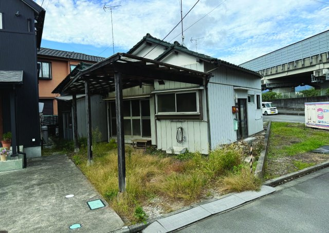 裾野市富沢322の外観