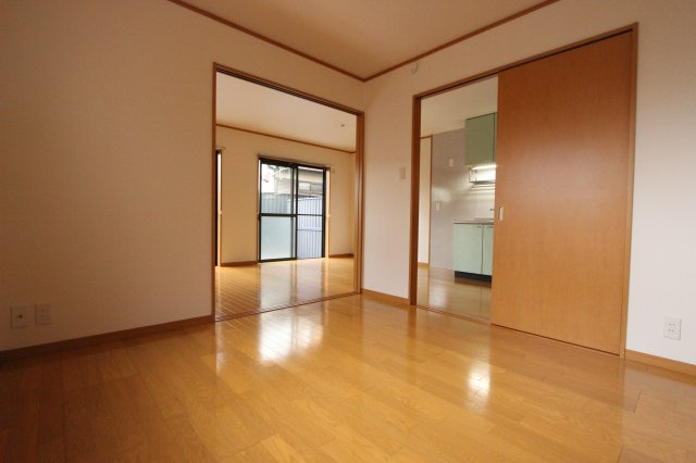 クレールの洋室