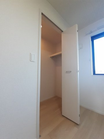 フロレゾン・ベル　Ⅱの収納