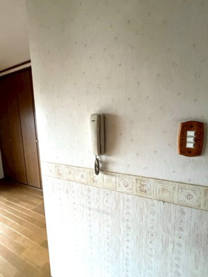 【居間・リビング】 | ■新規専任物件■高槻市大塚町二丁目■空家ですので気兼ねなく内覧可