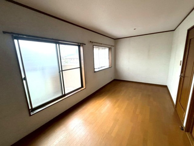 【洋室】 | ■新規専任物件■高槻市大塚町二丁目■空家ですので気兼ねなく内覧可