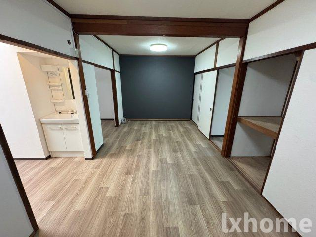 中穂積2丁目戸建ての居間・リビング