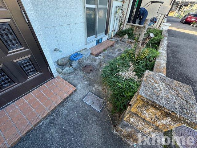 中穂積2丁目戸建ての庭