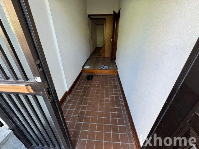 中穂積2丁目戸建ての玄関