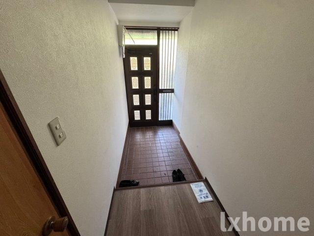 中穂積2丁目戸建ての玄関