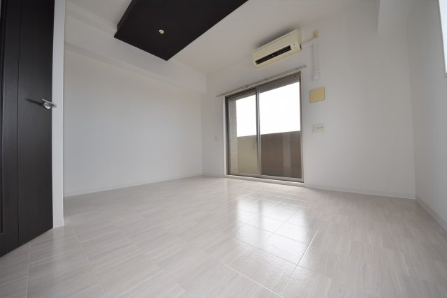 レオンコンフォート難波西の居間・リビング