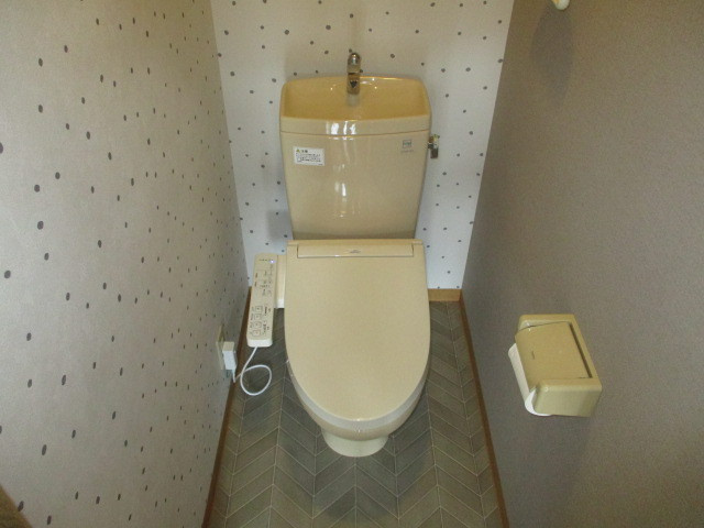 北葛城郡王寺町本町１丁目の店舗事務所のトイレ