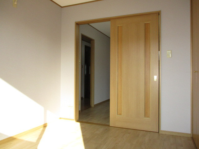 北葛城郡王寺町本町１丁目の店舗事務所の寝室