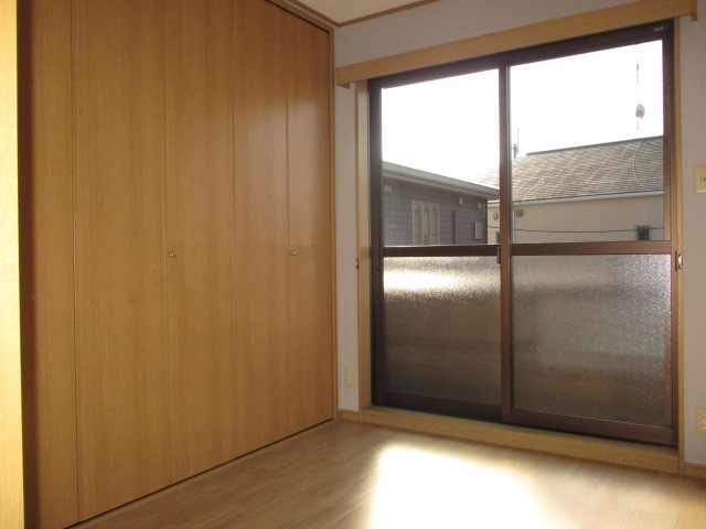 北葛城郡王寺町本町１丁目の店舗事務所の寝室