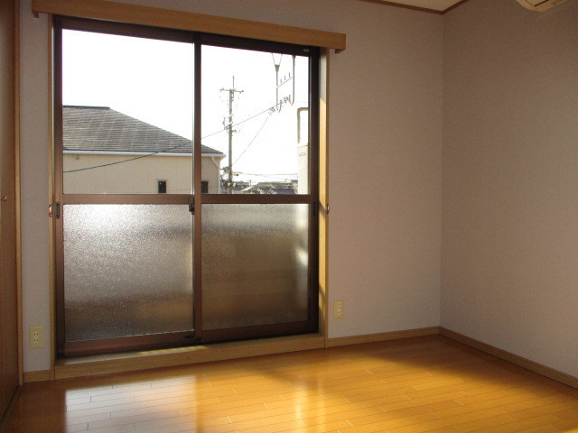 北葛城郡王寺町本町１丁目の店舗事務所の寝室