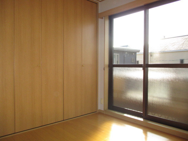 北葛城郡王寺町本町１丁目の店舗事務所の寝室