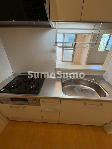 ルクセンブルク舞子公園のキッチン|お料理しやすいキッチンです