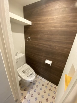 【トイレ】 | ポラリス野中町 | 同施工会社、類似物件写真