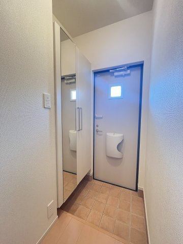 ＮＭＯＮ・ⅡＩの玄関