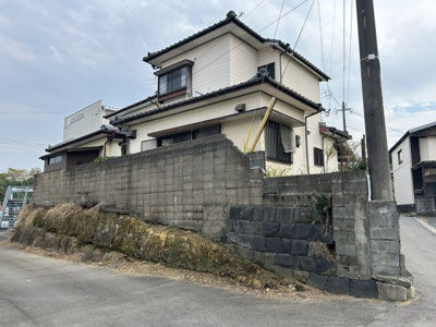 【外観】 | 七浦町売家 | 大規模修繕の際には擁壁工事が必要になります。