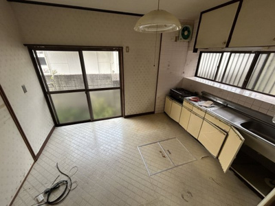 【内装】 | 七浦町売家 | 内装の全面リフォームが必要です。