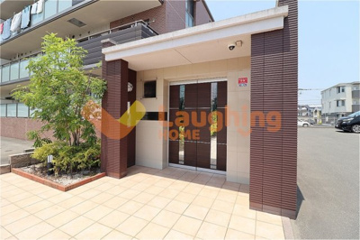 【エントランス】 | フローリッシュⅢ | 毎日通るエントランスはこのようになっています