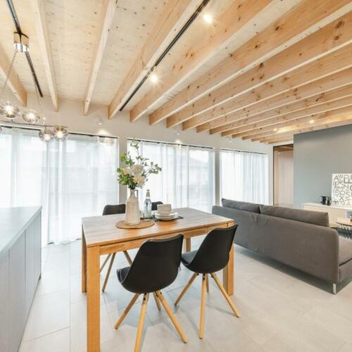 泉区緑園6丁目 中古戸建 11980万円の居間・リビング