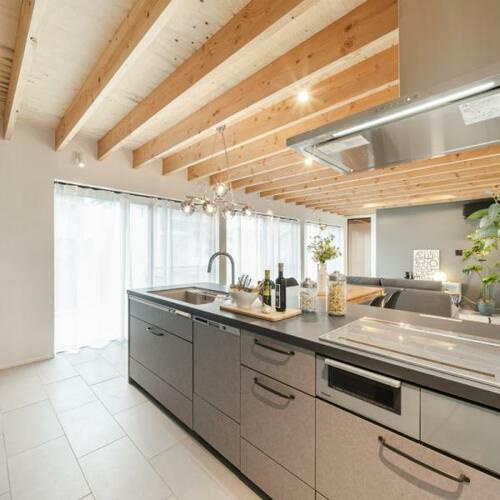 泉区緑園6丁目 中古戸建 11980万円のキッチン