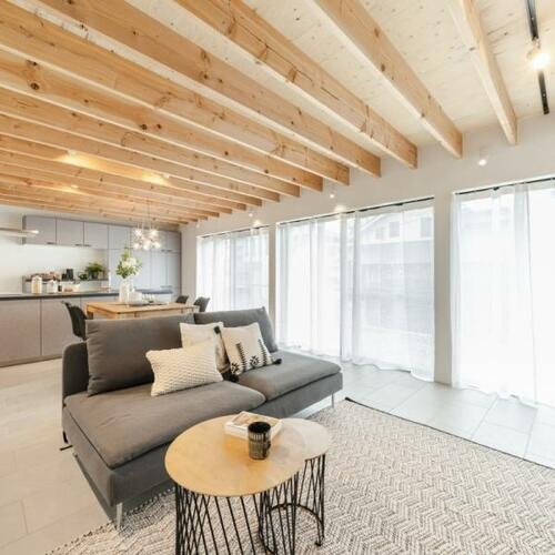 泉区緑園6丁目 中古戸建 11980万円の居間・リビング