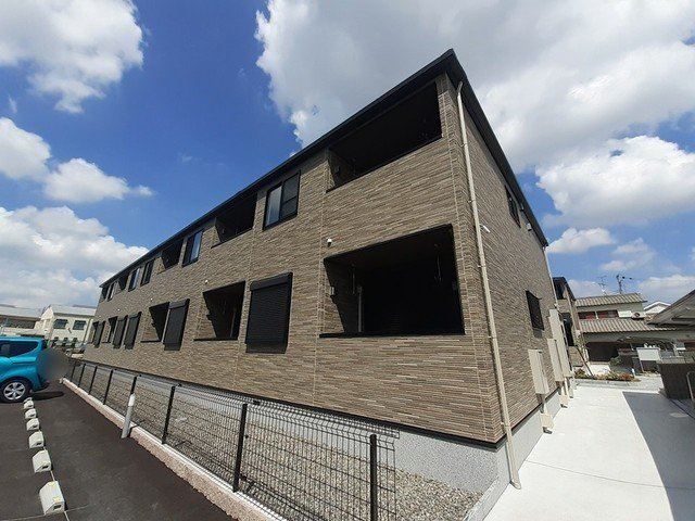 スペチアーレ　ドゥーエ