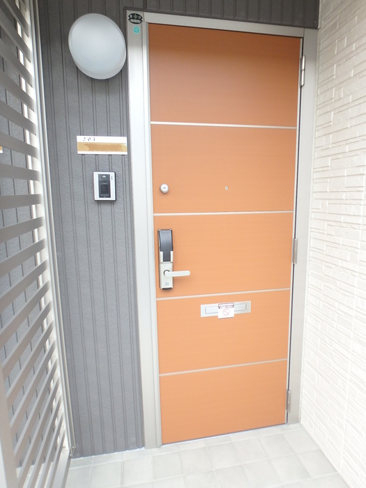 グレースフィールド　Bの玄関