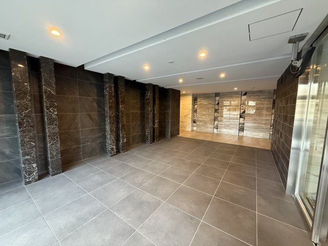 エスリードレジデンス大阪WESTのロビー