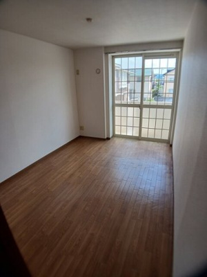 【居間・リビング】 | ハートピア中央 | きれいな内装です