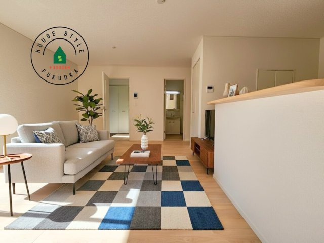 糟屋郡須恵町佐谷第1-2棟（1号棟）の内観：施工例|明るく開放的なリビングダイニングは豊かな陽光が注ぎ込み、やすらぎの空間を演出してくれます。ご家族で楽しいひとときをお過ごし下さい。※家具はCGを合成したものです。