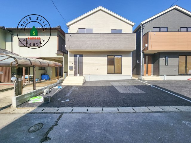 糟屋郡須恵町佐谷第1-2棟（1号棟）の外観|こちらの物件が少しでも気になるようでしたら、お気軽にお問合せください。人生でいちばん大きなお買い物ですので、ゆっくりご見学ください。ネット上の画像と実際の見学では、リアル感がまるで違います。