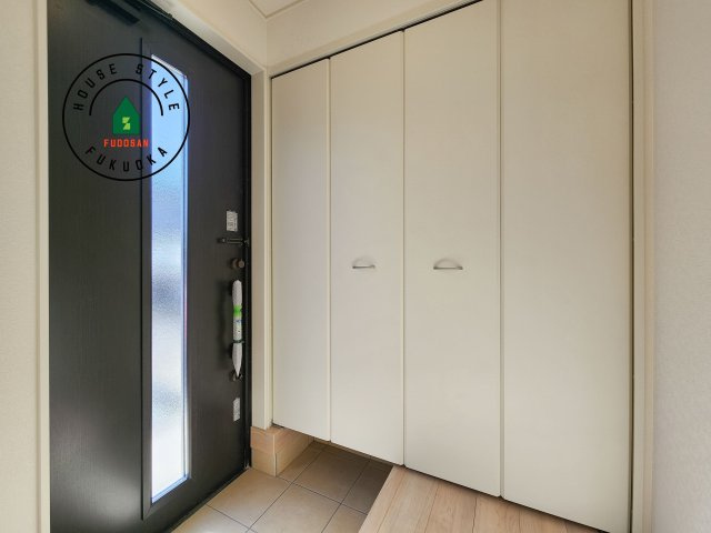 糟屋郡須恵町佐谷第1-2棟（1号棟）の内観：施工例|二重ロックでしっかり防犯対策ができます。