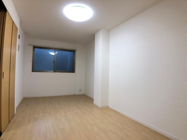 フレアマンションⅡの洋室