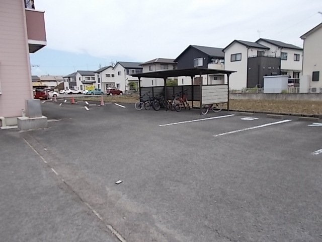 コーポ辻の駐車場