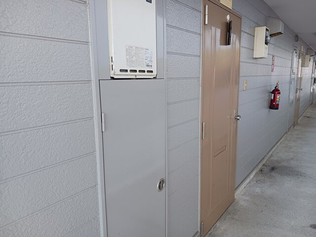 コーポ辻の玄関