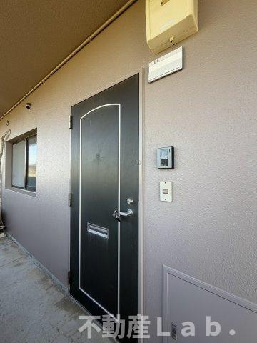 S・T・FハイツⅠのエントランス