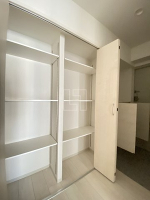 【収納】 | K-NEXT南森町 | K-NEXT南森町　物入