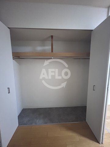 セノアタワー新大阪の収納|セノアタワー新大阪　クローゼット