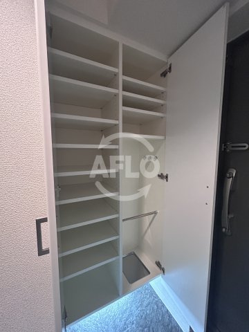 セノアタワー新大阪の収納|セノアタワー新大阪　シューズボックス