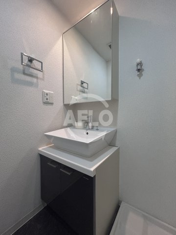 セノアタワー新大阪の独立洗面台|セノアタワー新大阪　洗面台