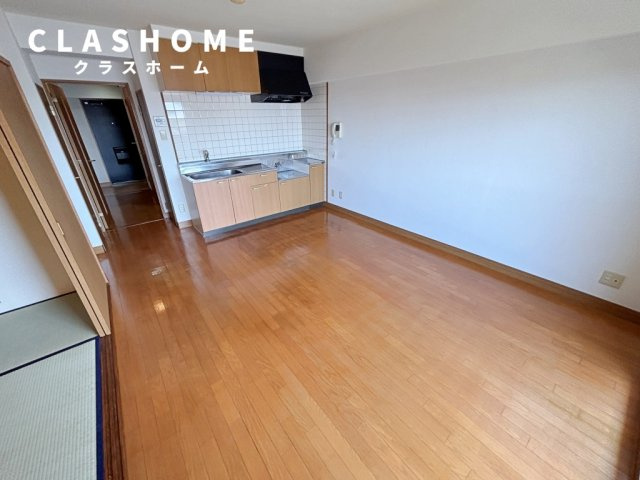 エクセル　　刈谷市近郊の賃貸はクラスホームの居間・リビング|同物件の別部屋になります。