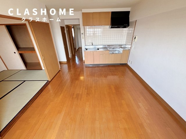 エクセル　　刈谷市近郊の賃貸はクラスホームの居間・リビング|同物件の別部屋になります。