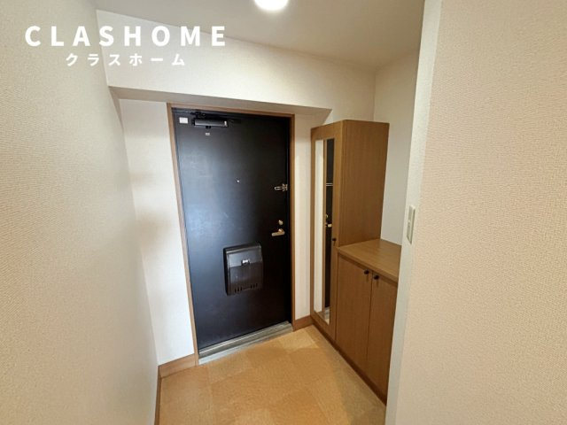 エクセル　　刈谷市近郊の賃貸はクラスホームの玄関|同物件の別部屋になります。